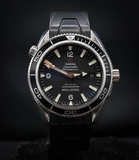 omega planet ocean 2500 42mm.